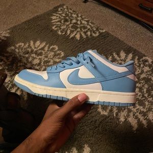 Nike Dunk “UNC”